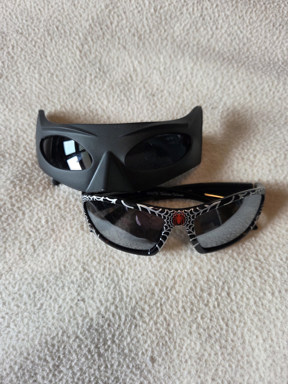 ☀️ 3/$15 - 2 Pairs Of Kid's Sunglasses